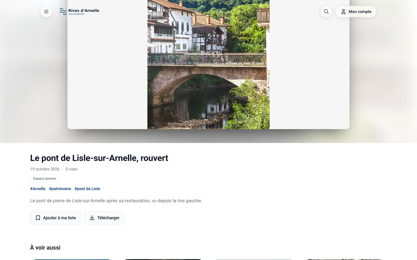 La fiche publique de la photo, une fois la demande approuvée, avec le bouton Télécharger