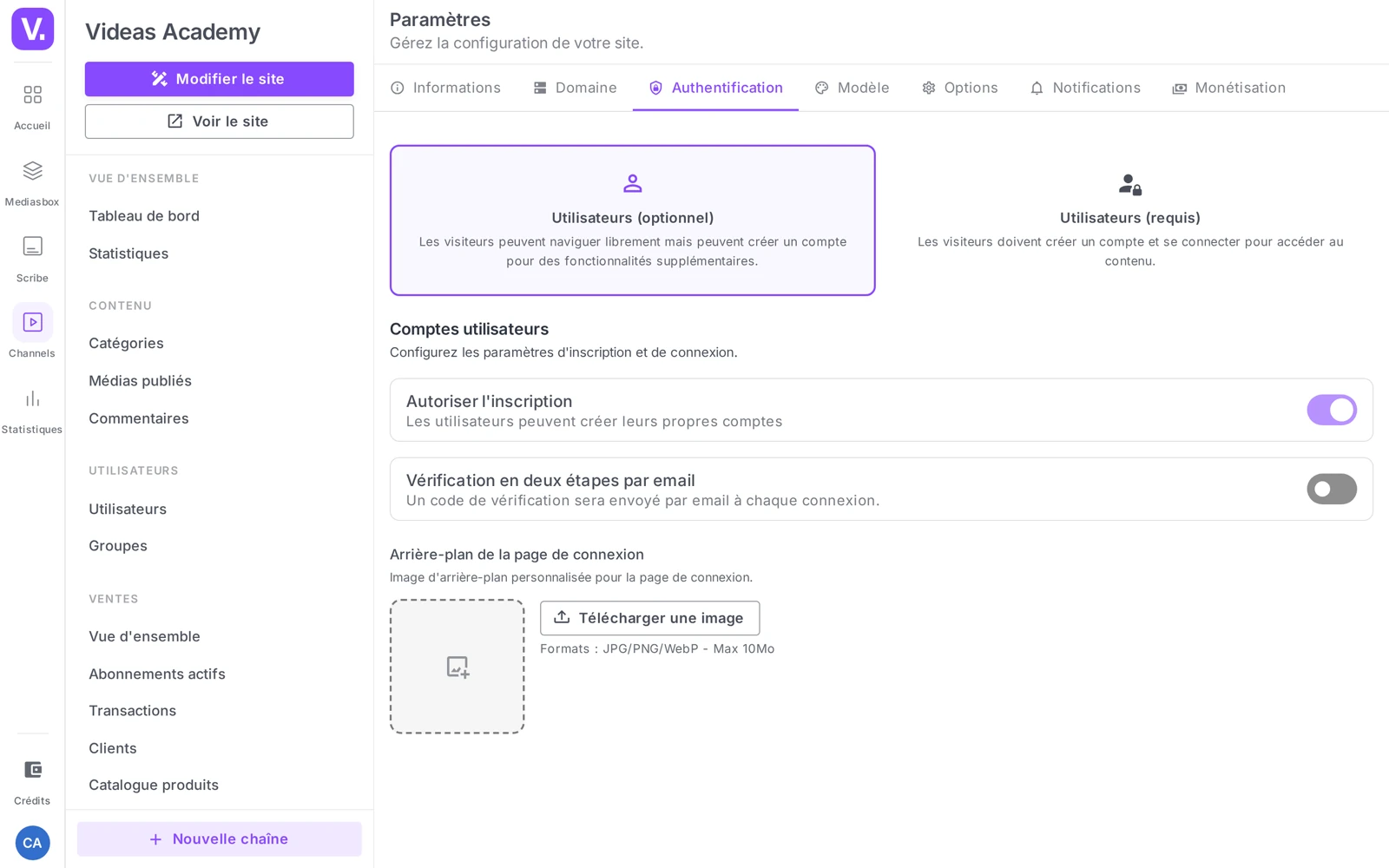 la section Comptes utilisateurs (Autoriser l’inscription, Vérification en deux étapes, Arrière-plan de la page de connexion)